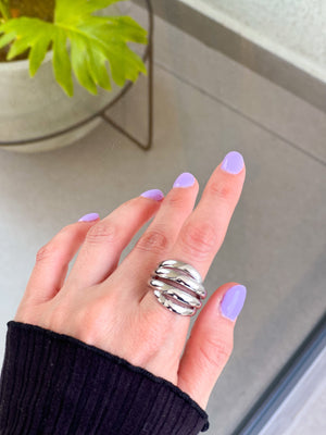 Anillo Leticia plateado en rodio - EKA Accesorios